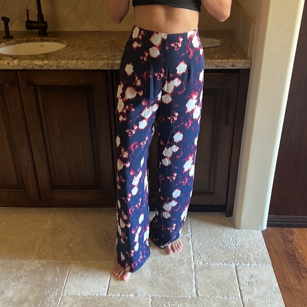 Tildon Wide Leg Pant, size four, navy blue